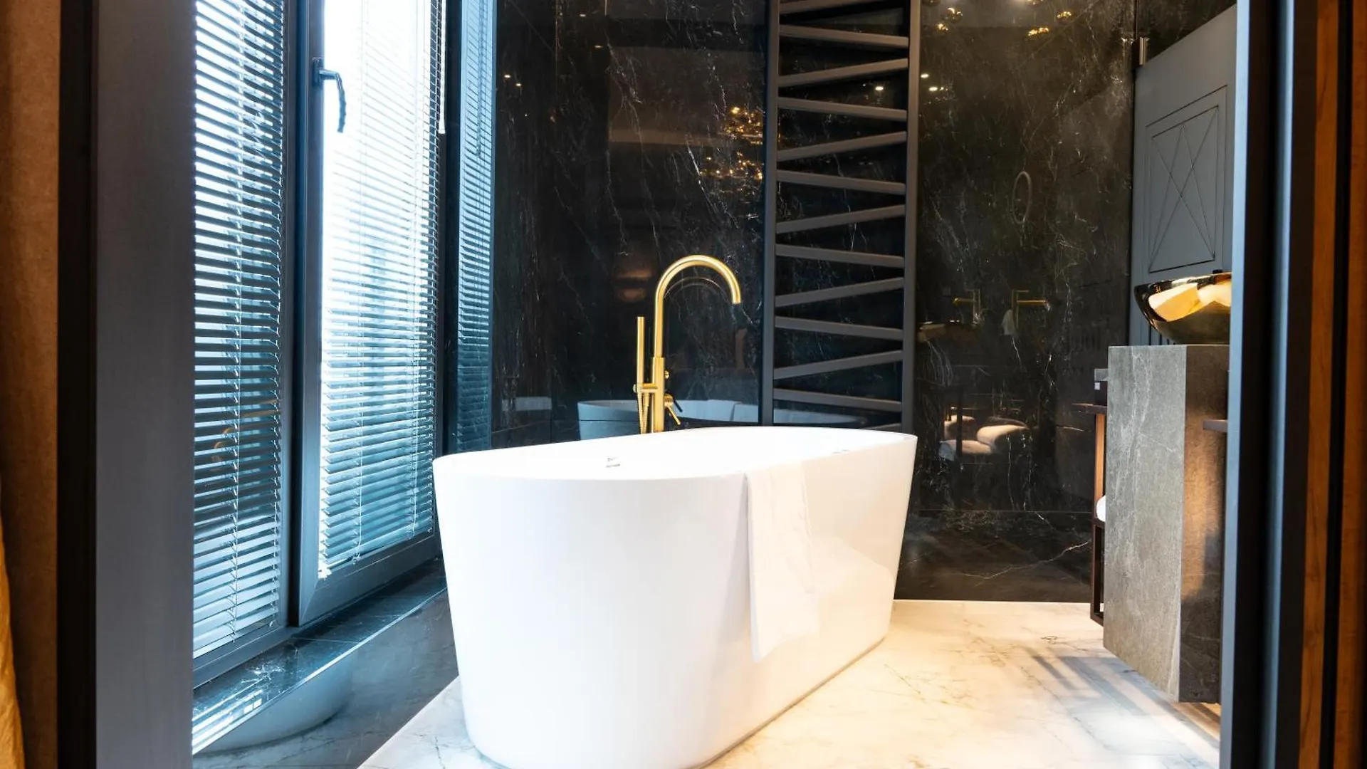 Art Suites Luxury Hotel Krakov