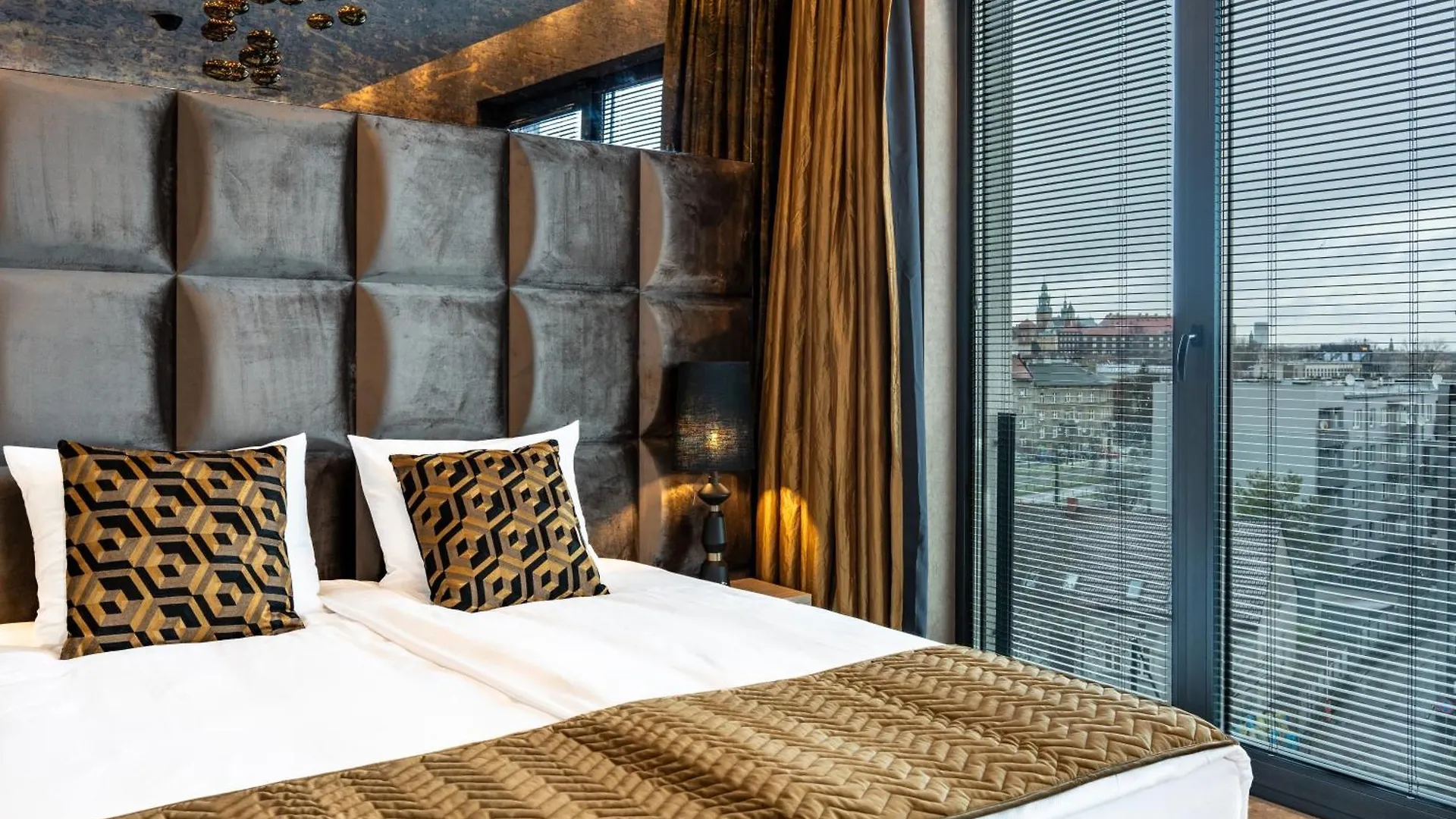 Art Suites Luxury Hotel Krakov 4*,  Polsko